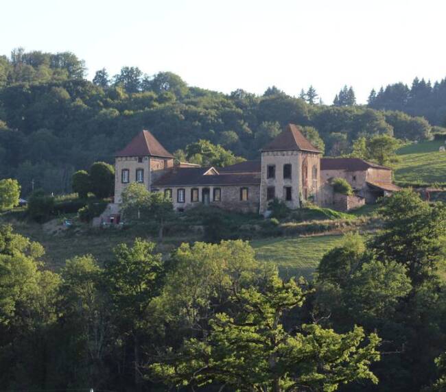 Chateau-de-gorze_gite_mariage