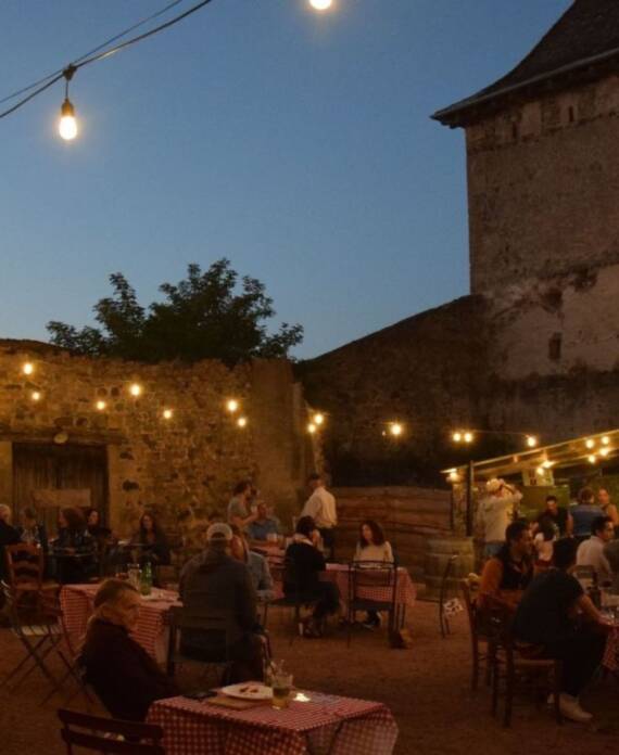 Chateau-de-gorze_mariage-sur-mesure_lieu-d-exception