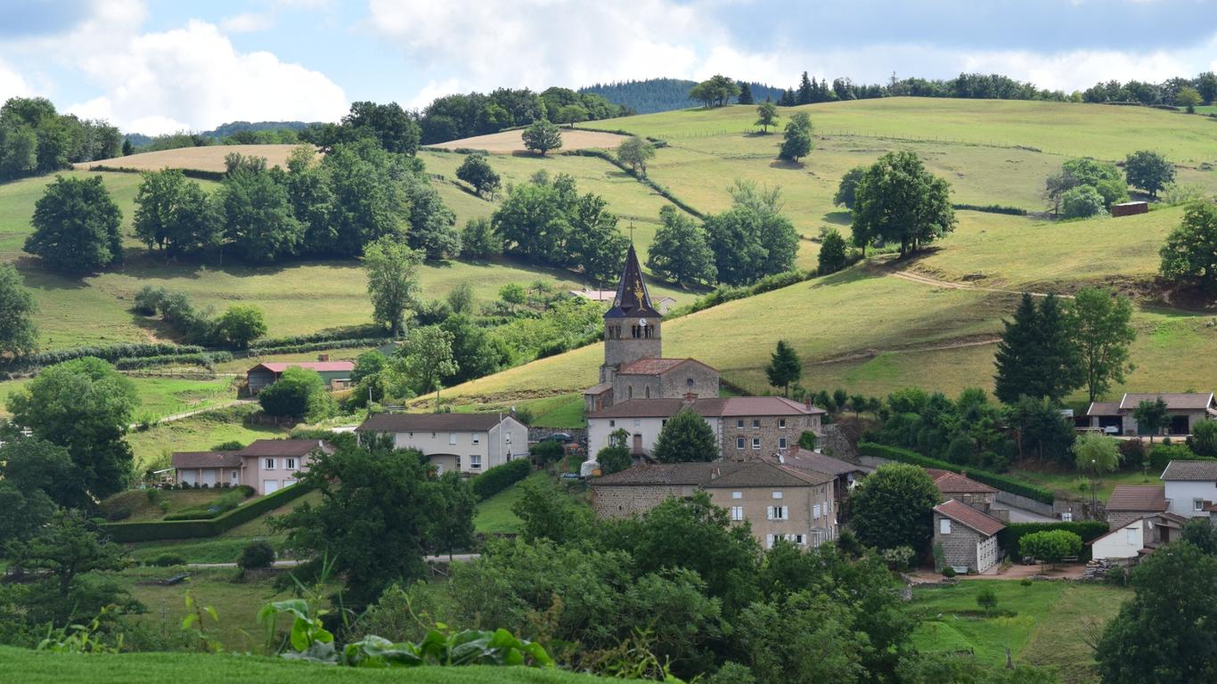 Chateau-de-gorze_mariage-gites_vue